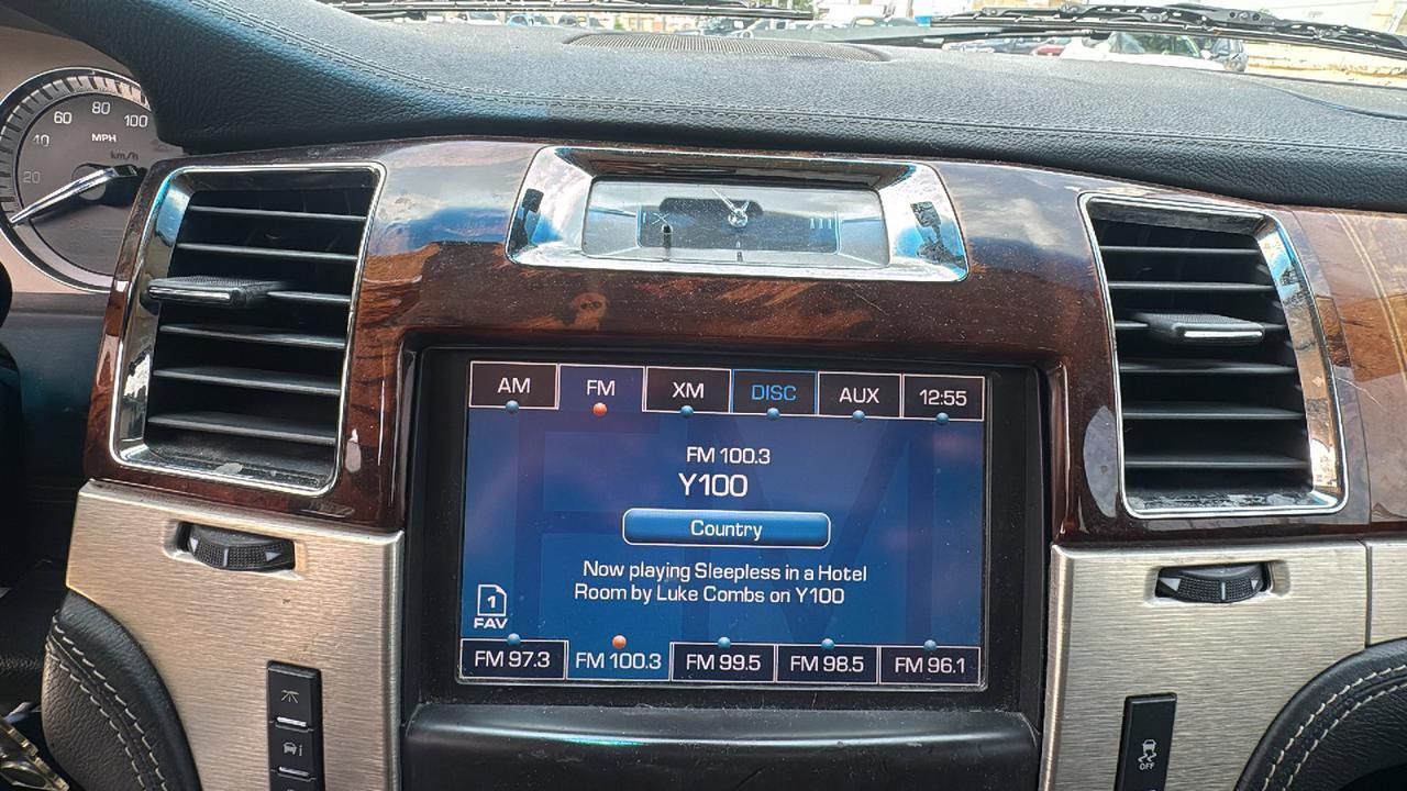 2013 Cadillac Escalade ESV Platinum Edition  Selma TX