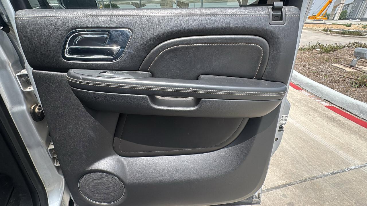 2013 Cadillac Escalade ESV Platinum Edition  Selma TX