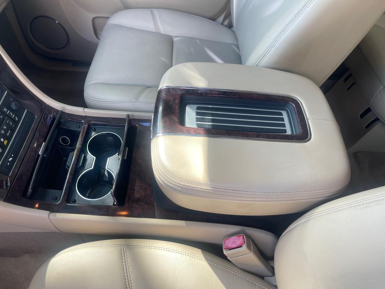 2013 Cadillac Escalade LOW MILES 62,315 PEARL WHITE Pompano Beach FL