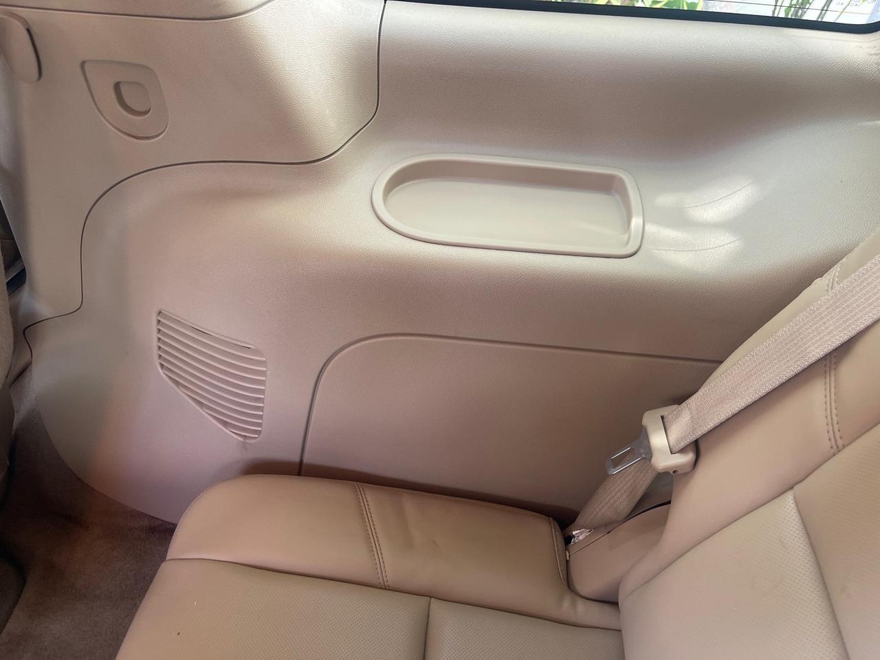 2013 Cadillac Escalade LOW MILES 62,315 PEARL WHITE Pompano Beach FL