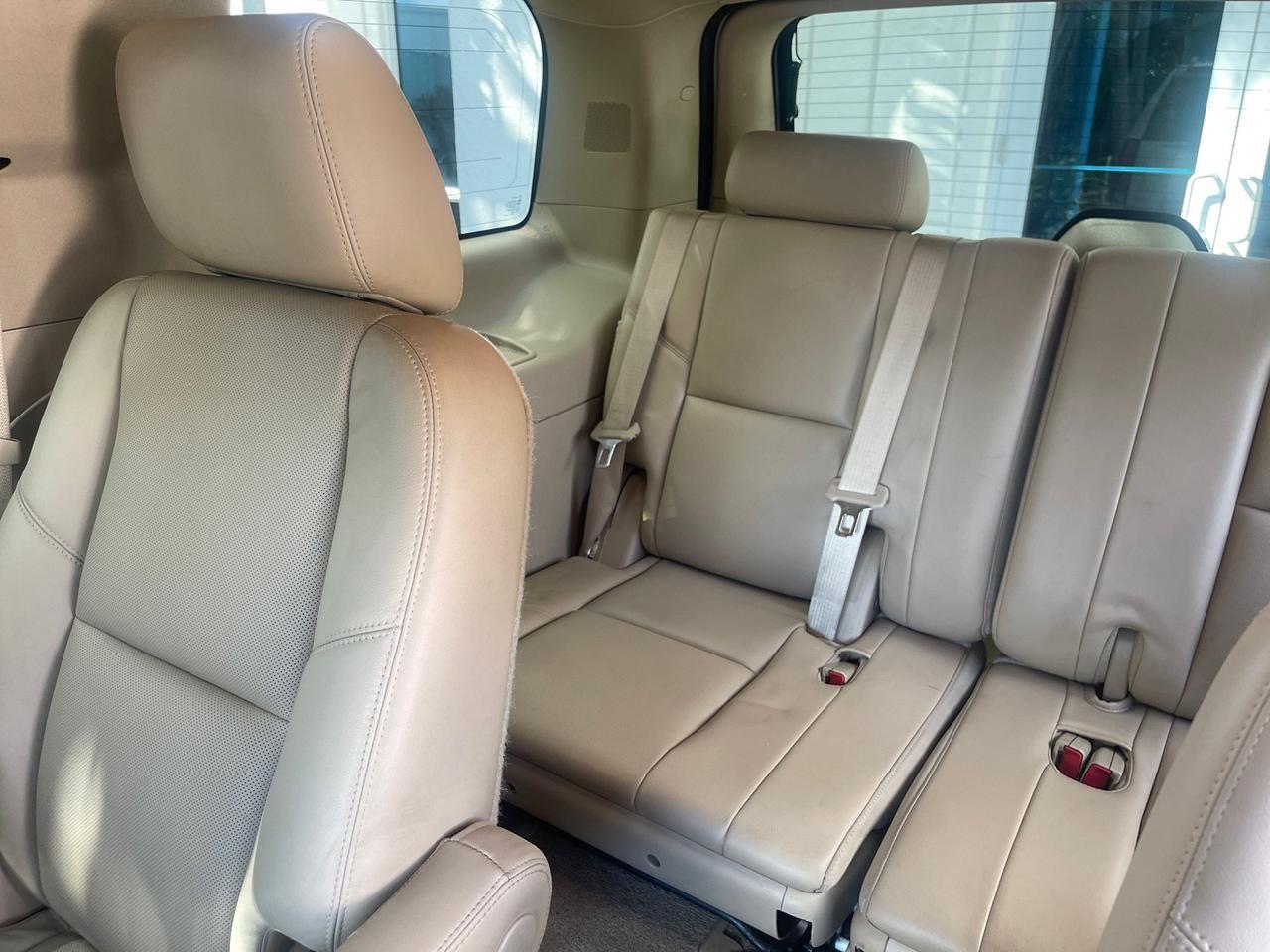 2013 Cadillac Escalade LOW MILES 62,315 PEARL WHITE Pompano Beach FL