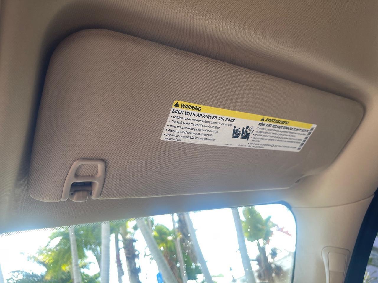 2013 Cadillac Escalade LOW MILES 62,315 PEARL WHITE Pompano Beach FL