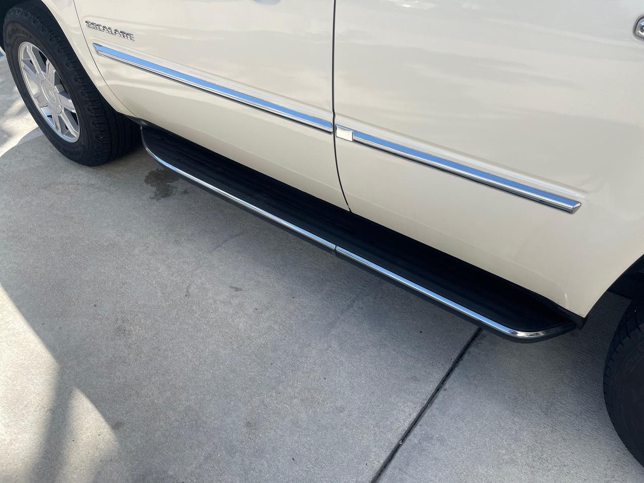 2013 Cadillac Escalade LOW MILES 62,315 PEARL WHITE Pompano Beach FL
