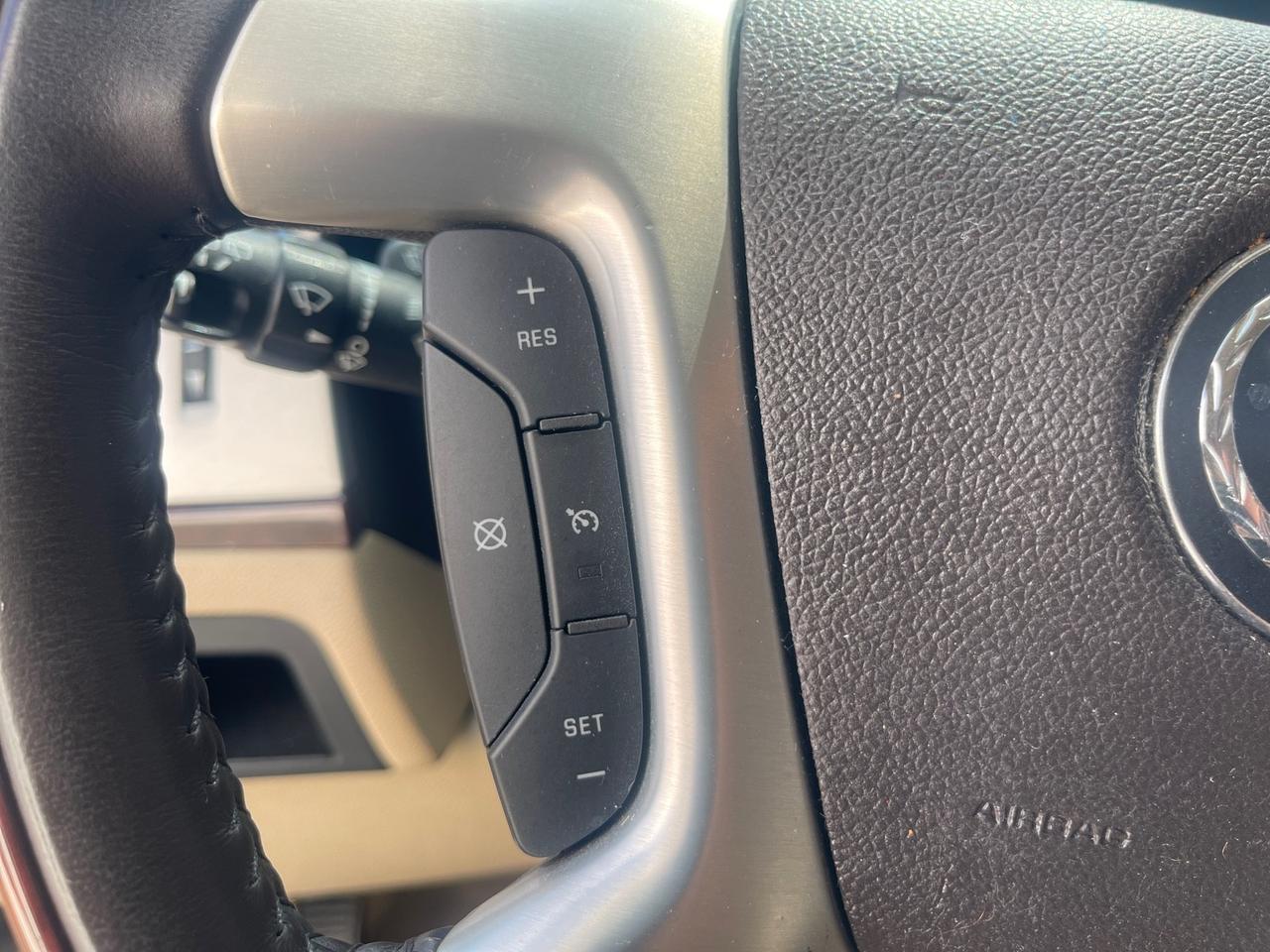 2013 Cadillac Escalade LOW MILES 62,315 PEARL WHITE Pompano Beach FL