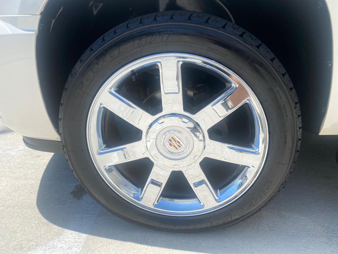2013 Cadillac Escalade Luxury 1 OWNER LOW MILES 68,274 Pompano Beach FL