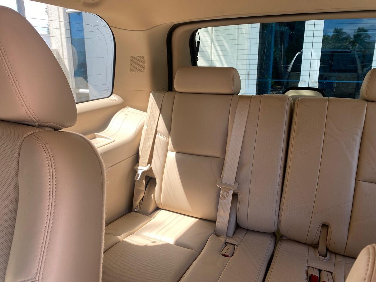 2013 Cadillac Escalade Luxury 1 OWNER LOW MILES 70,251 Pompano Beach FL