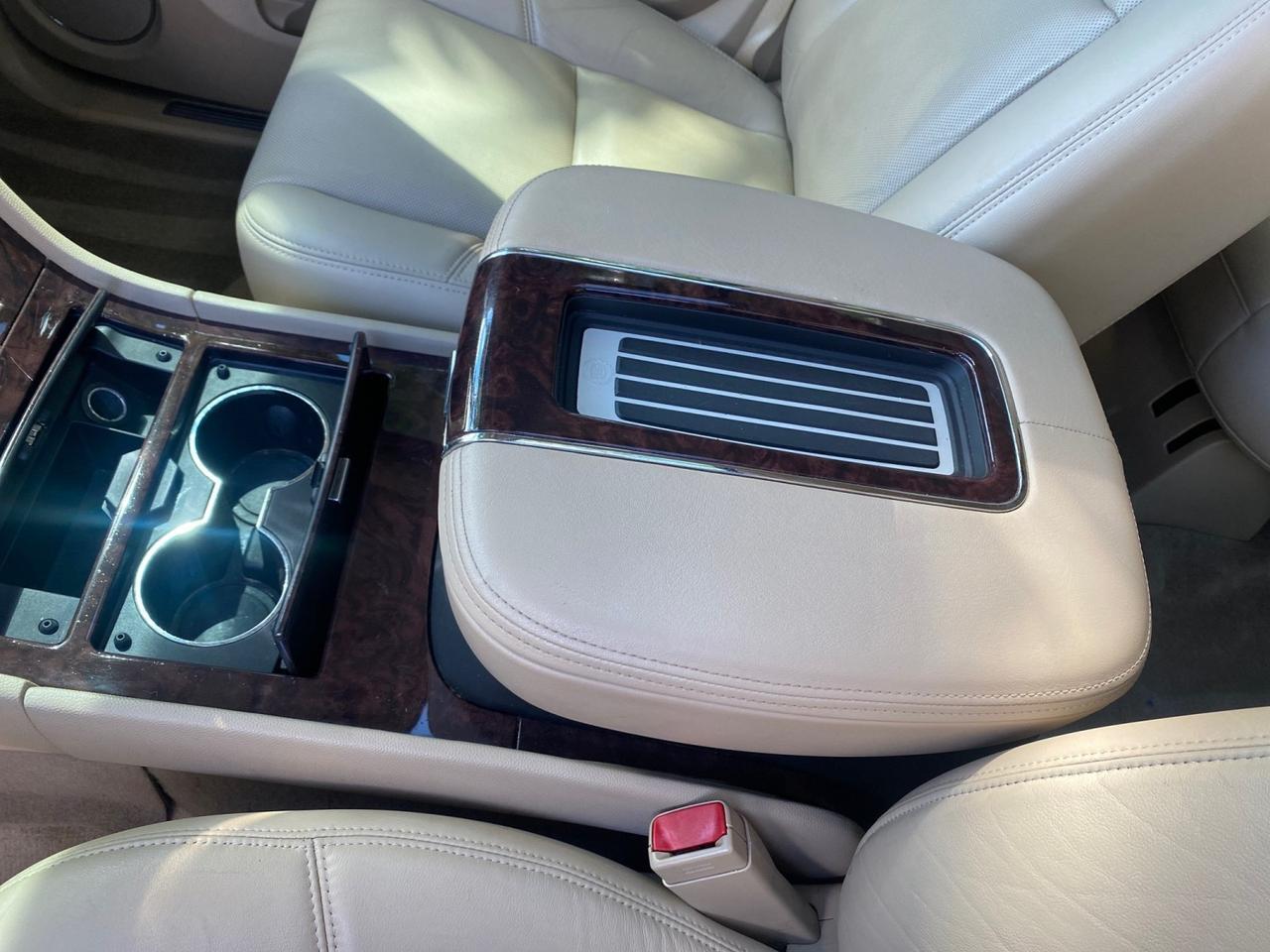 2013 Cadillac Escalade Luxury 1 OWNER LOW MILES 70,251 Pompano Beach FL