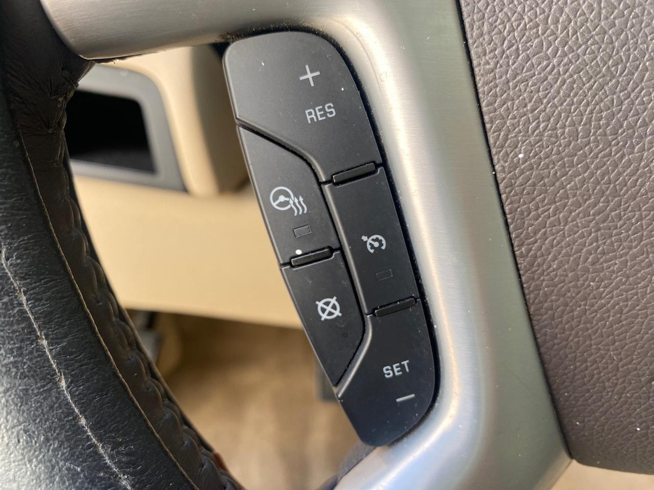 2013 Cadillac Escalade Luxury 1 OWNER LOW MILES 70,251 Pompano Beach FL