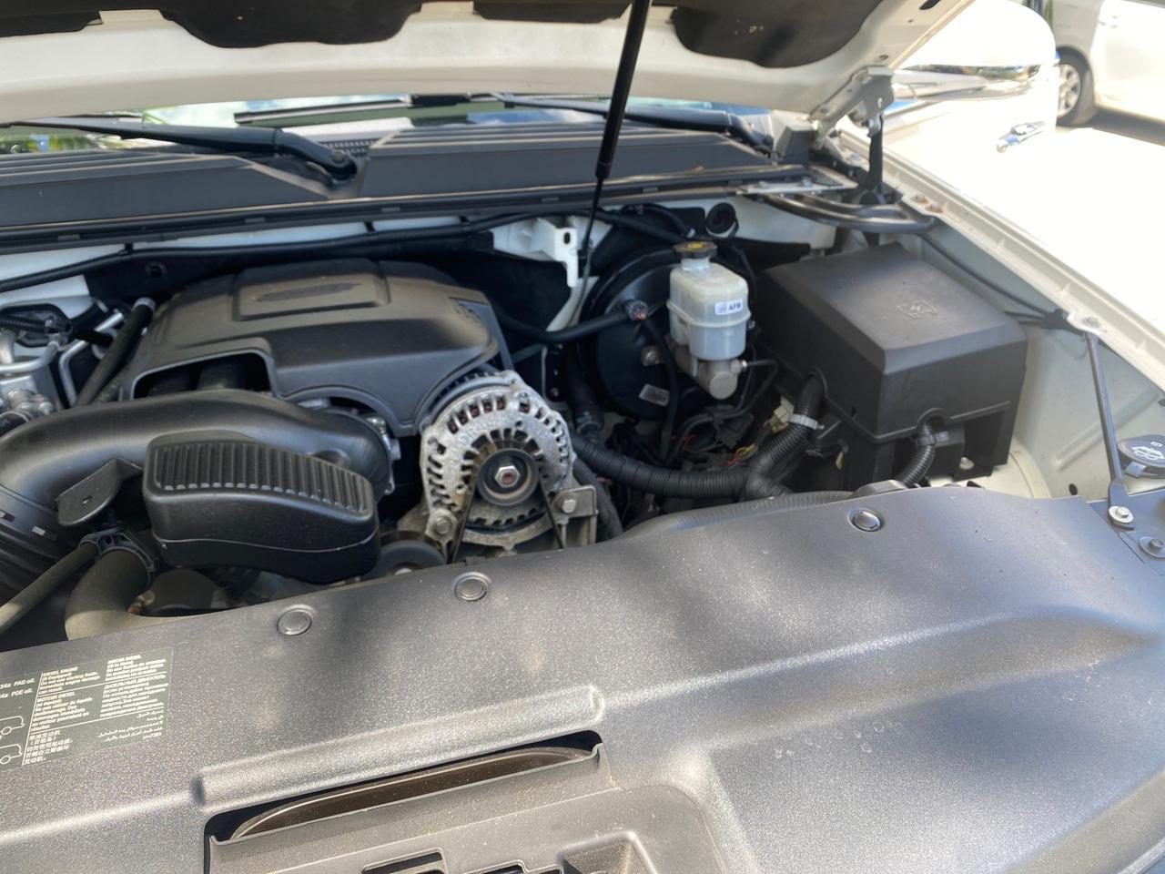2013 Cadillac Escalade Luxury 1 OWNER LOW MILES 70,251 Pompano Beach FL