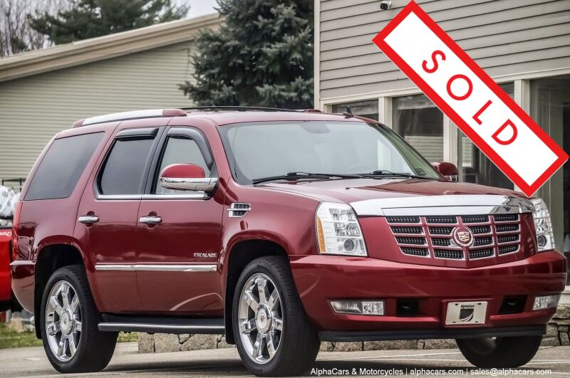 2013 Cadillac Escalade Luxury AWD Boston MA