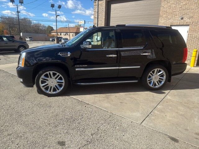 2013 Cadillac Escalade Luxury