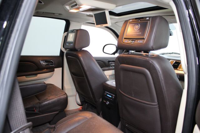 2013 Cadillac Escalade Platinum Edition Chantilly VA