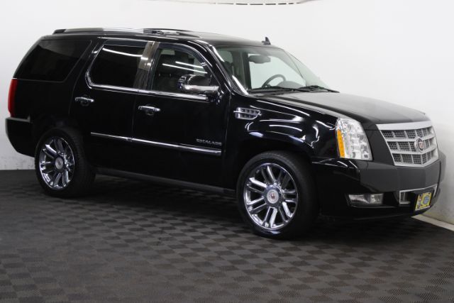 2013 Cadillac Escalade Platinum Edition