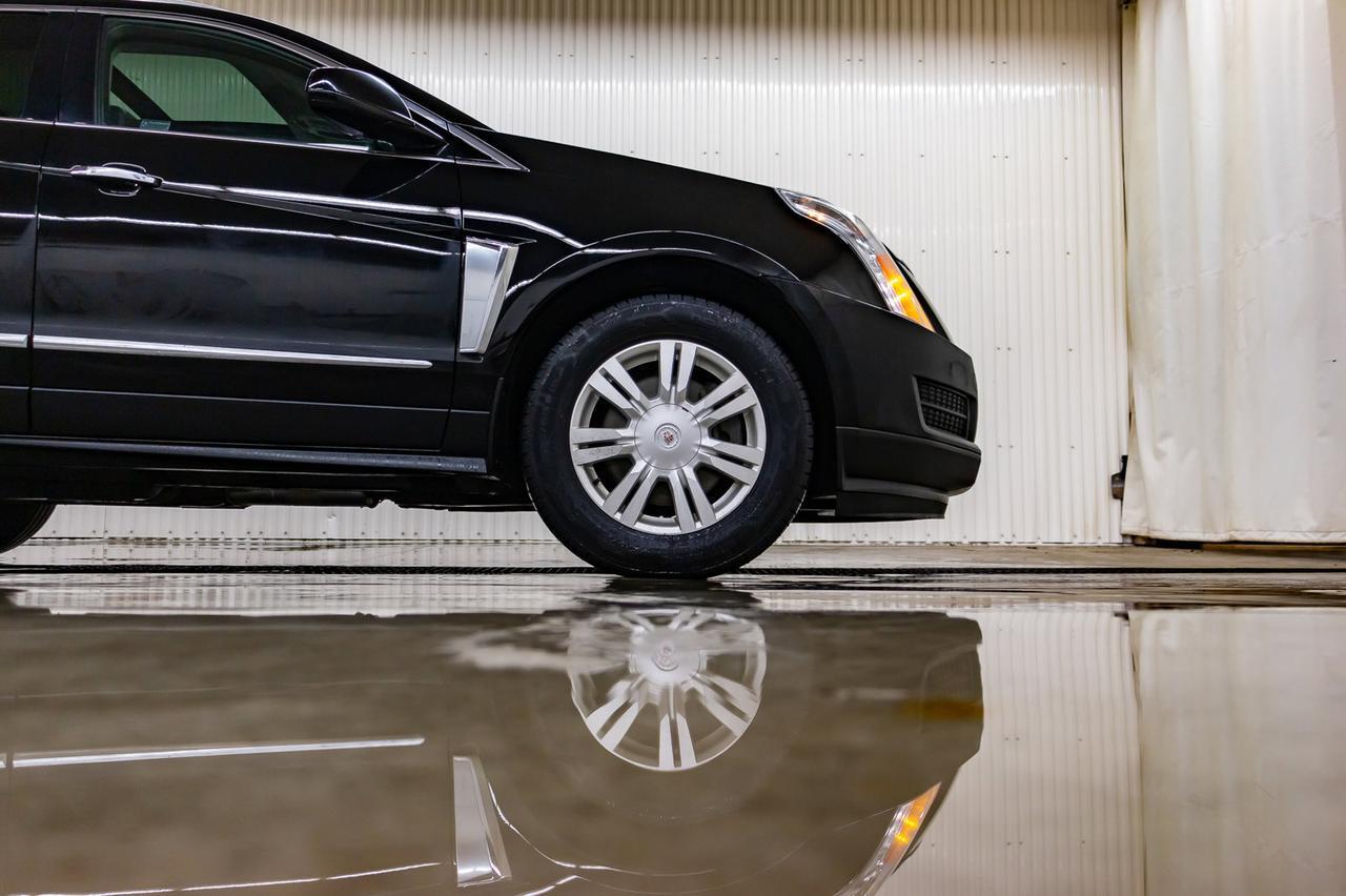 2013 Cadillac SRX AWD Luxury Leather Roof BCam Red Deer AB