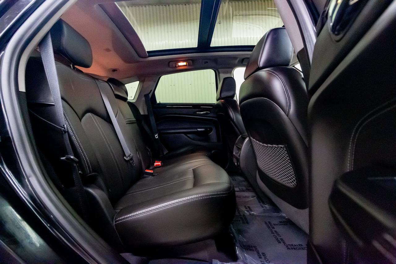 2013 Cadillac SRX AWD Luxury Leather Roof BCam Red Deer AB