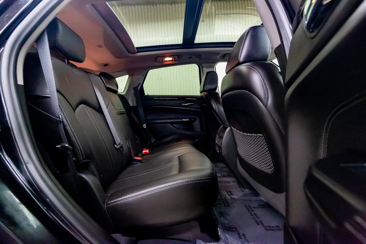 2013 Cadillac SRX AWD Luxury Leather Roof BCam Red Deer AB