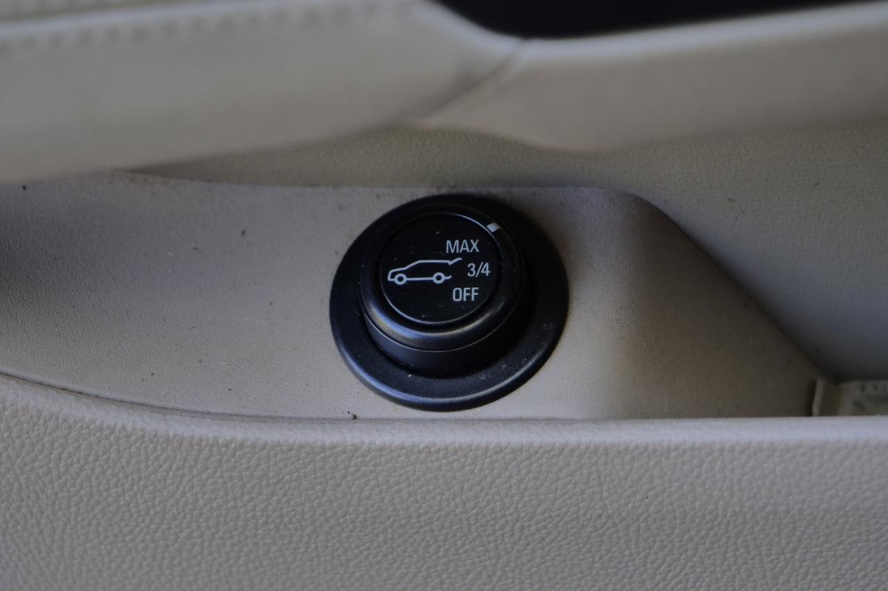 2013 Cadillac SRX Performance Collection / Heated Front Seats High Point NC