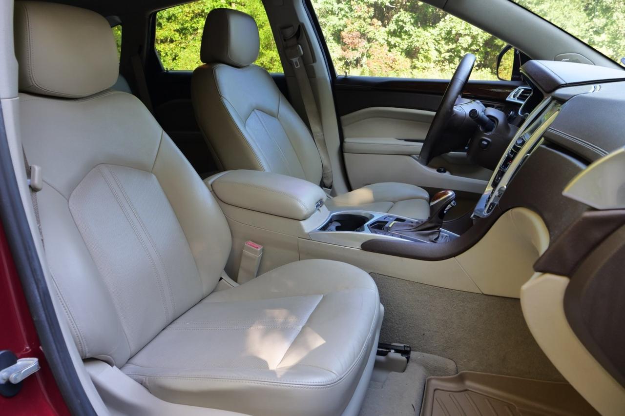 2013 Cadillac SRX Performance Collection / Heated Front Seats High Point NC