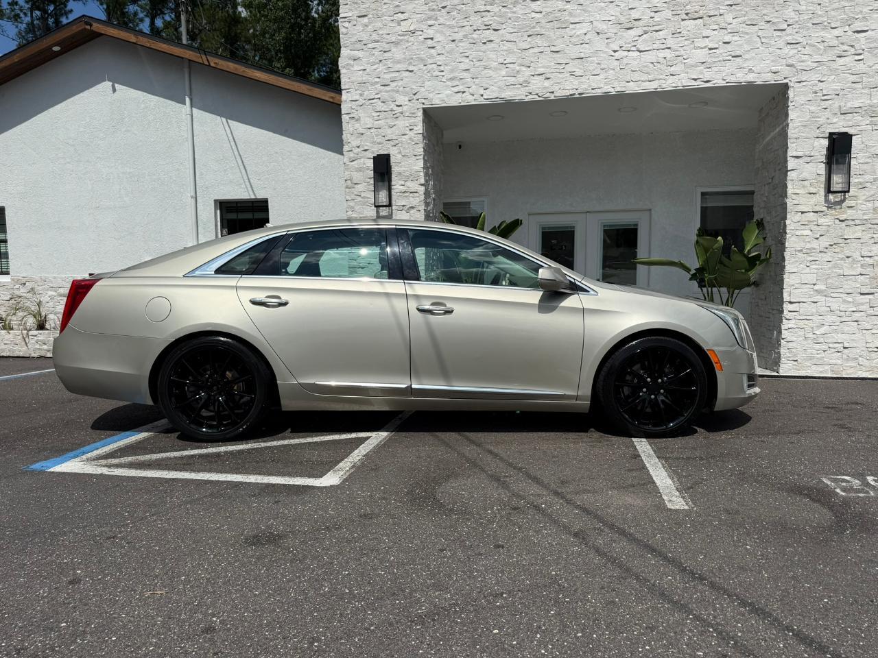 2013 Cadillac XTS 4dr Sdn Platinum AWD Jacksonville FL