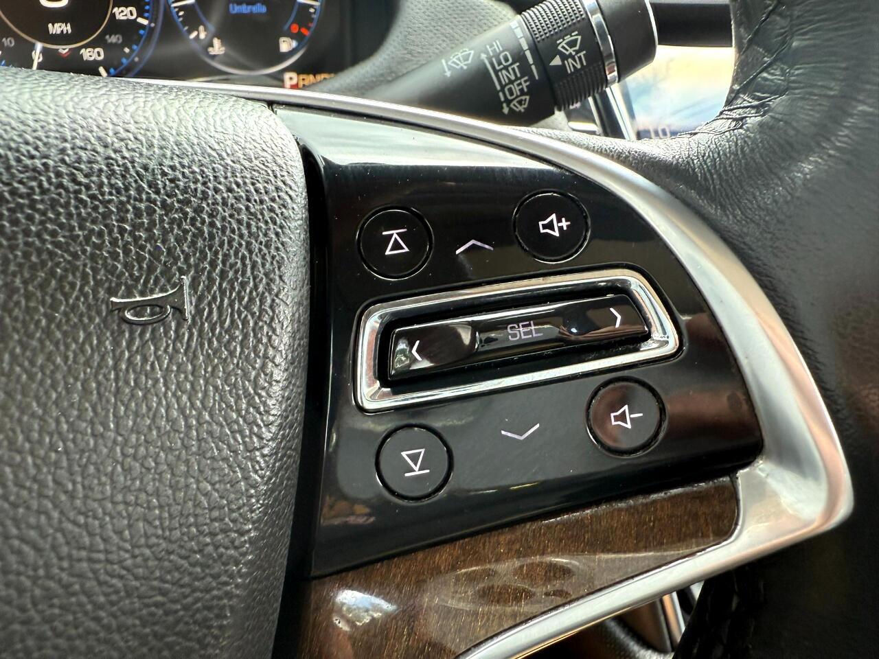 2013 Cadillac XTS Premium photo 24
