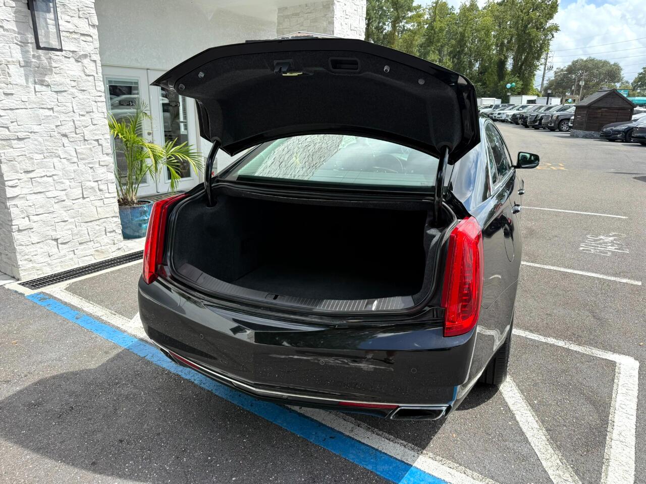 2013 Cadillac XTS 4dr Sdn Premium FWD Jacksonville FL