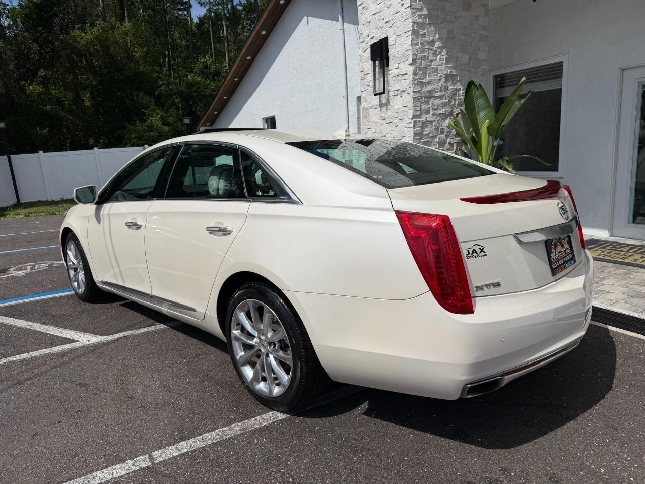 2013 Cadillac XTS 4dr Sdn Premium FWD Jacksonville FL
