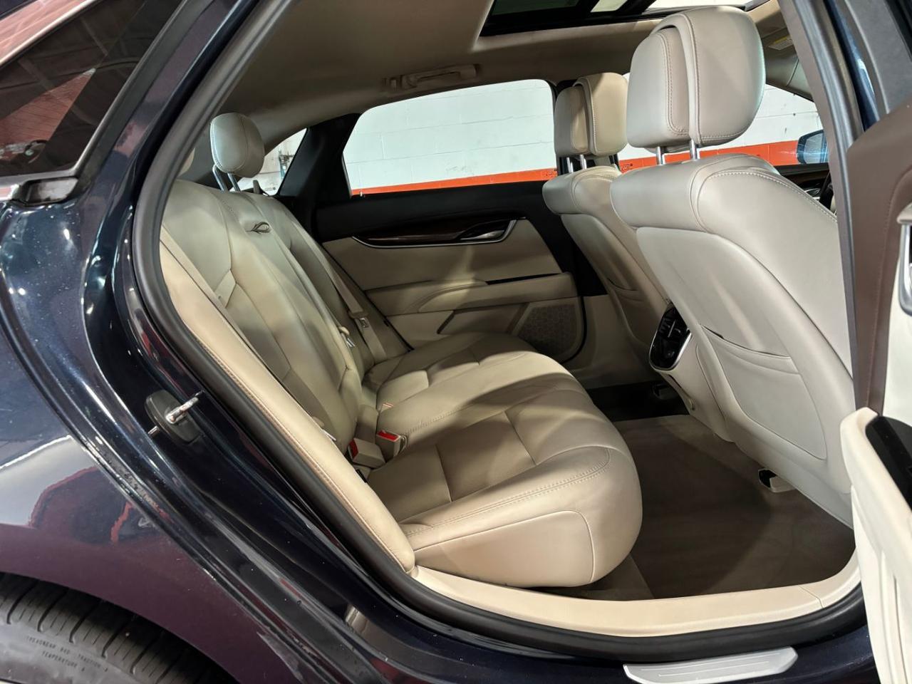 2013 Cadillac XTS Luxury Franklin OH