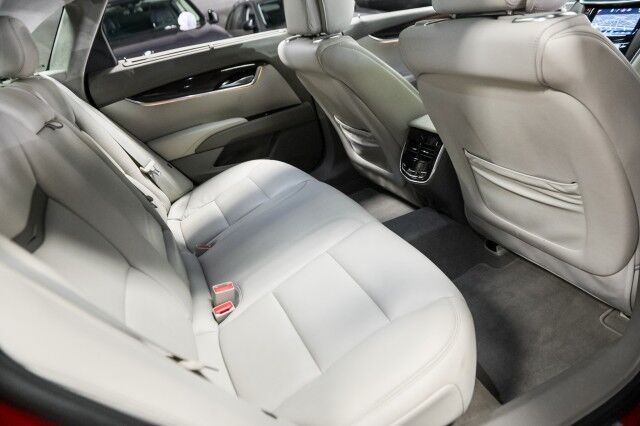 2013 Cadillac XTS Platinum AWD 4dr Sedan Chicago IL