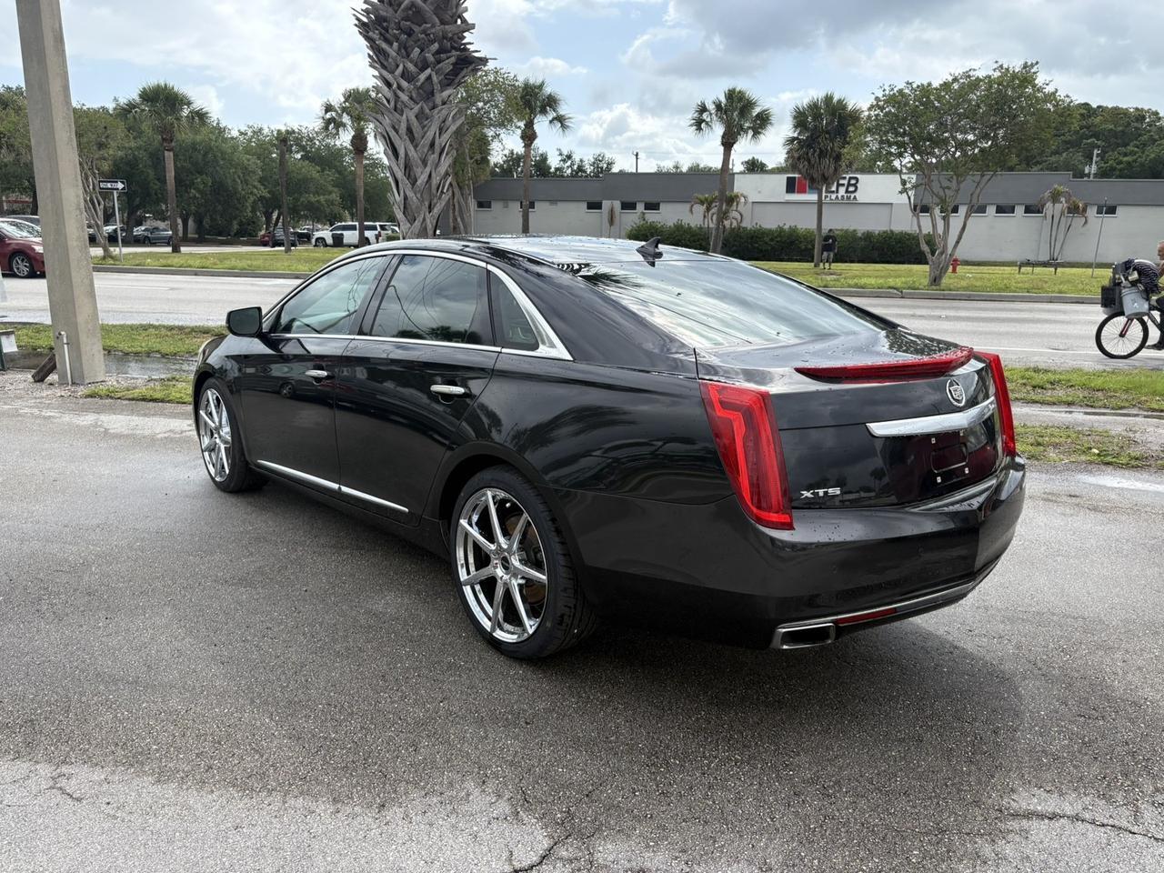 2013 Cadillac XTS Platinum