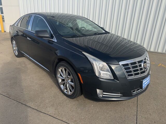 2013 Cadillac XTS Premium West Burlington IA