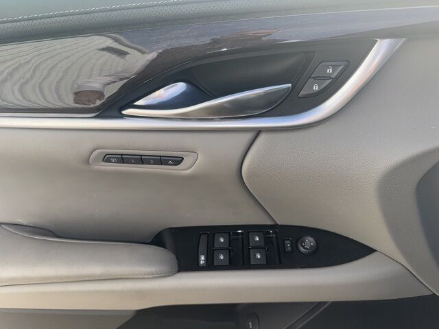 2013 Cadillac XTS Premium West Burlington IA