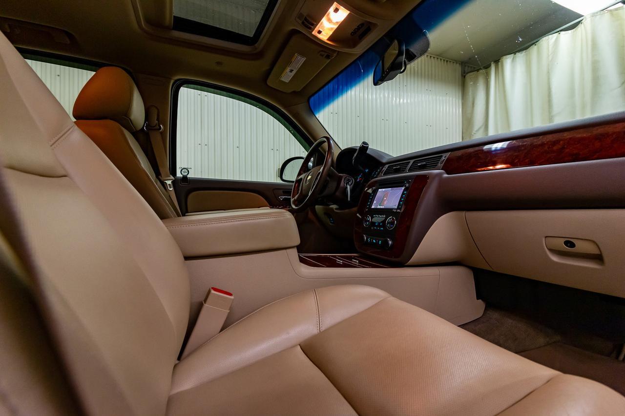 2013 Chevrolet Avalanche 4x4 Crew Cab LTZ Black Diamond Leather Roof Nav DVD Red Deer AB