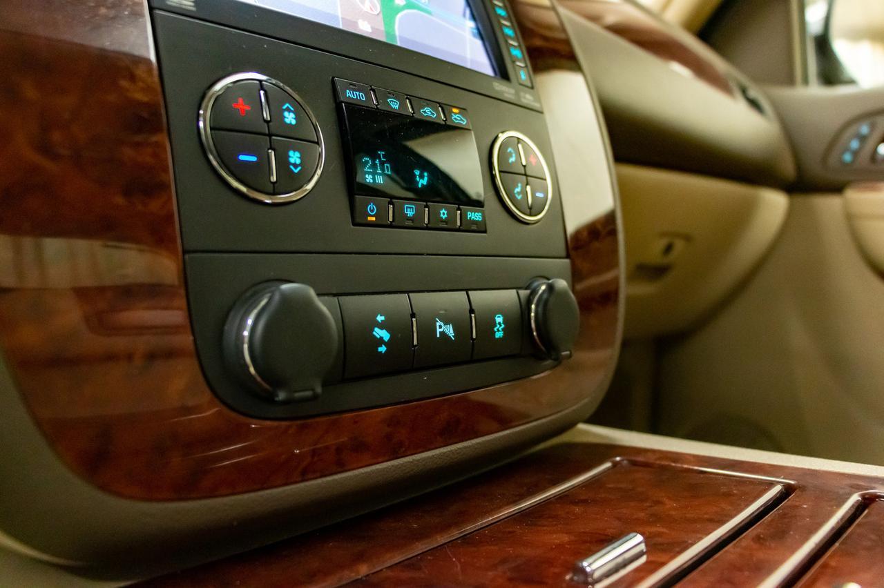 2013 Chevrolet Avalanche 4x4 Crew Cab LTZ Black Diamond Leather Roof Nav DVD Red Deer AB