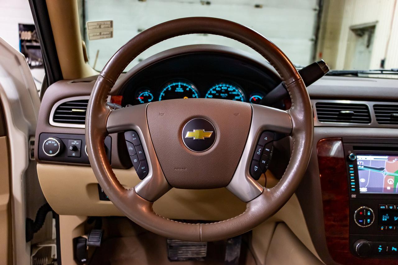 2013 Chevrolet Avalanche 4x4 Crew Cab LTZ Black Diamond Leather Roof Nav DVD Red Deer AB