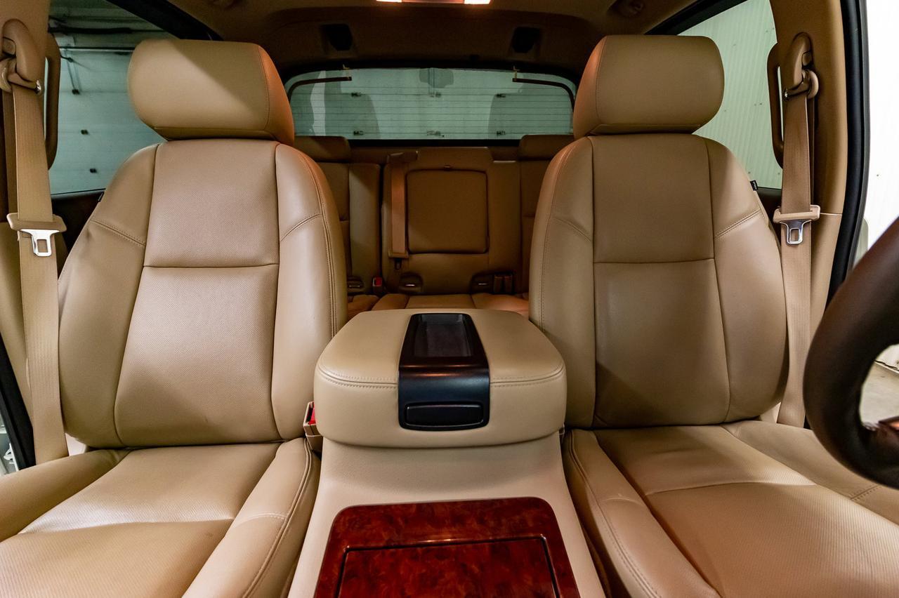 2013 Chevrolet Avalanche 4x4 Crew Cab LTZ Black Diamond Leather Roof Nav DVD Red Deer AB