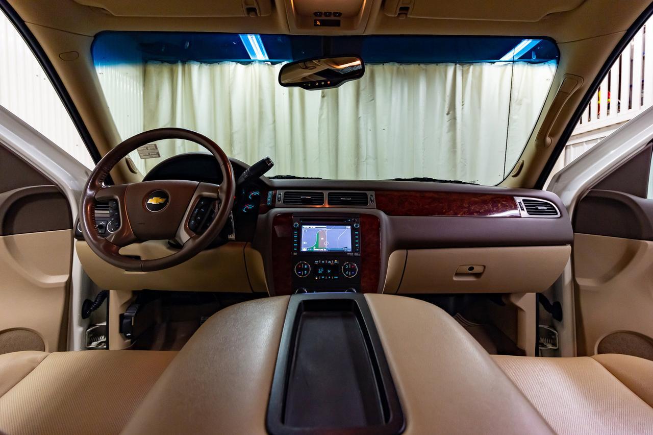 2013 Chevrolet Avalanche 4x4 Crew Cab LTZ Black Diamond Leather Roof Nav DVD Red Deer AB