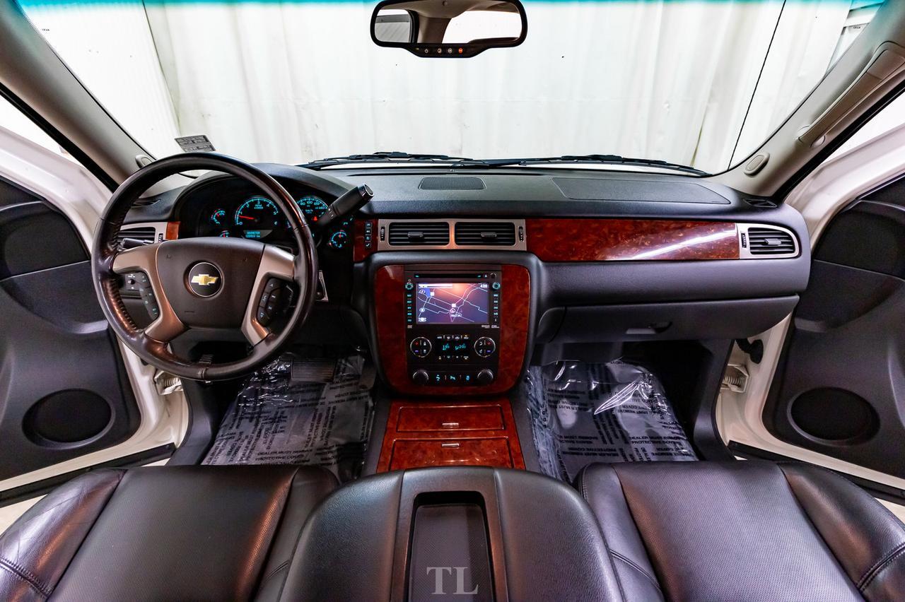 2013 Chevrolet Avalanche 4x4 Crew Cab LTZ Black Diamond Leather Roof Nav Red Deer AB