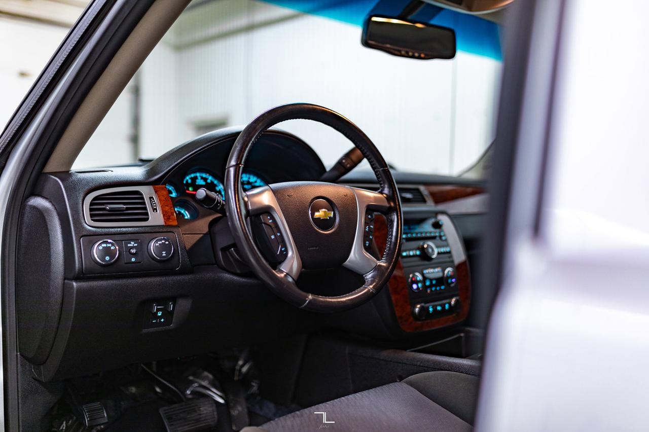 2013 Chevrolet Avalanche 4x4 LT Black Diamond Edition BCam Red Deer AB