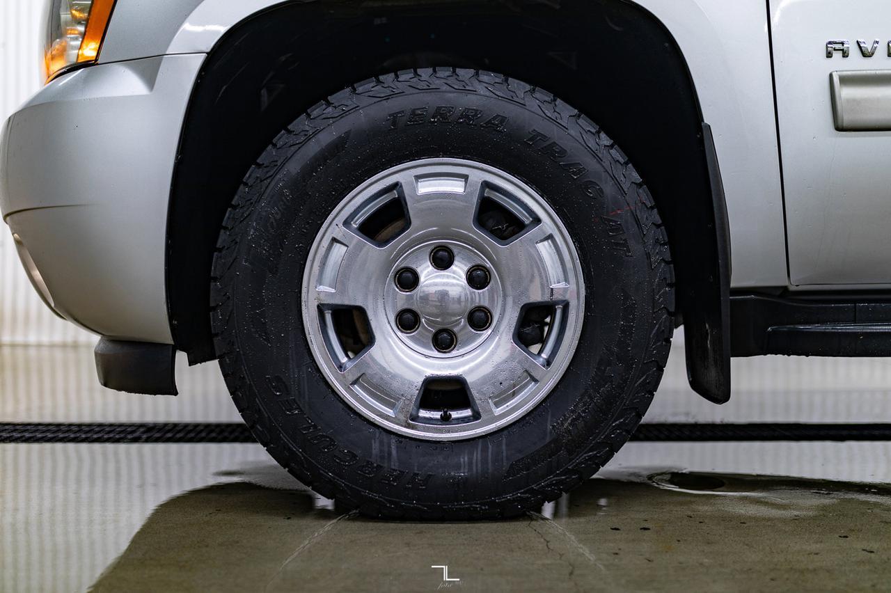 2013 Chevrolet Avalanche 4x4 LT Black Diamond Edition BCam Red Deer AB