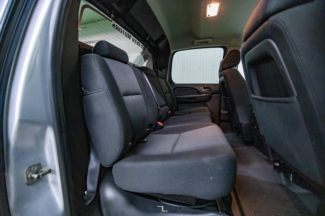 2013 Chevrolet Avalanche 4x4 LT Black Diamond Edition BCam Red Deer AB