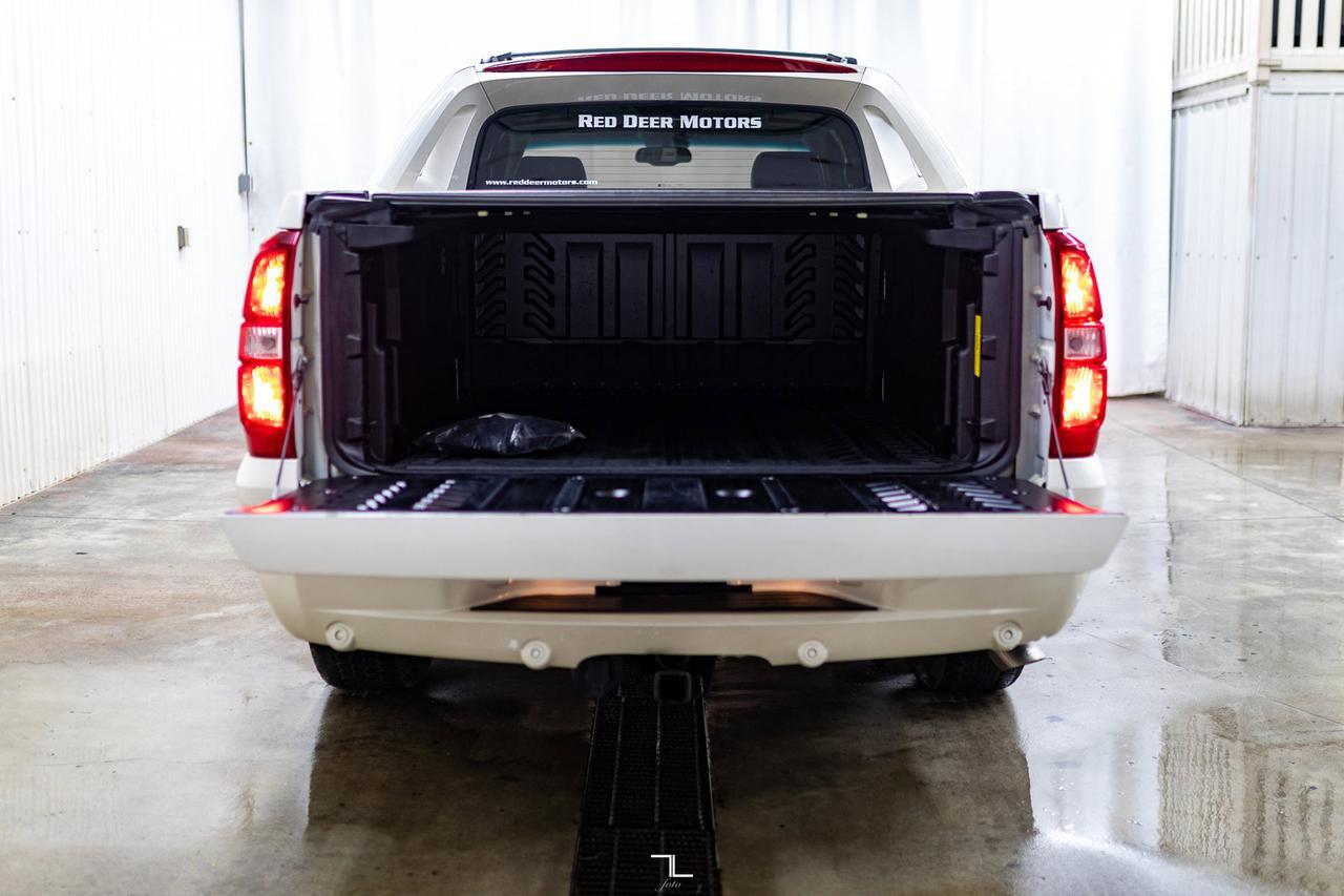 2013 Chevrolet Avalanche 4x4 LTZ Black Diamond Edition Leather Roof Nav Red Deer AB