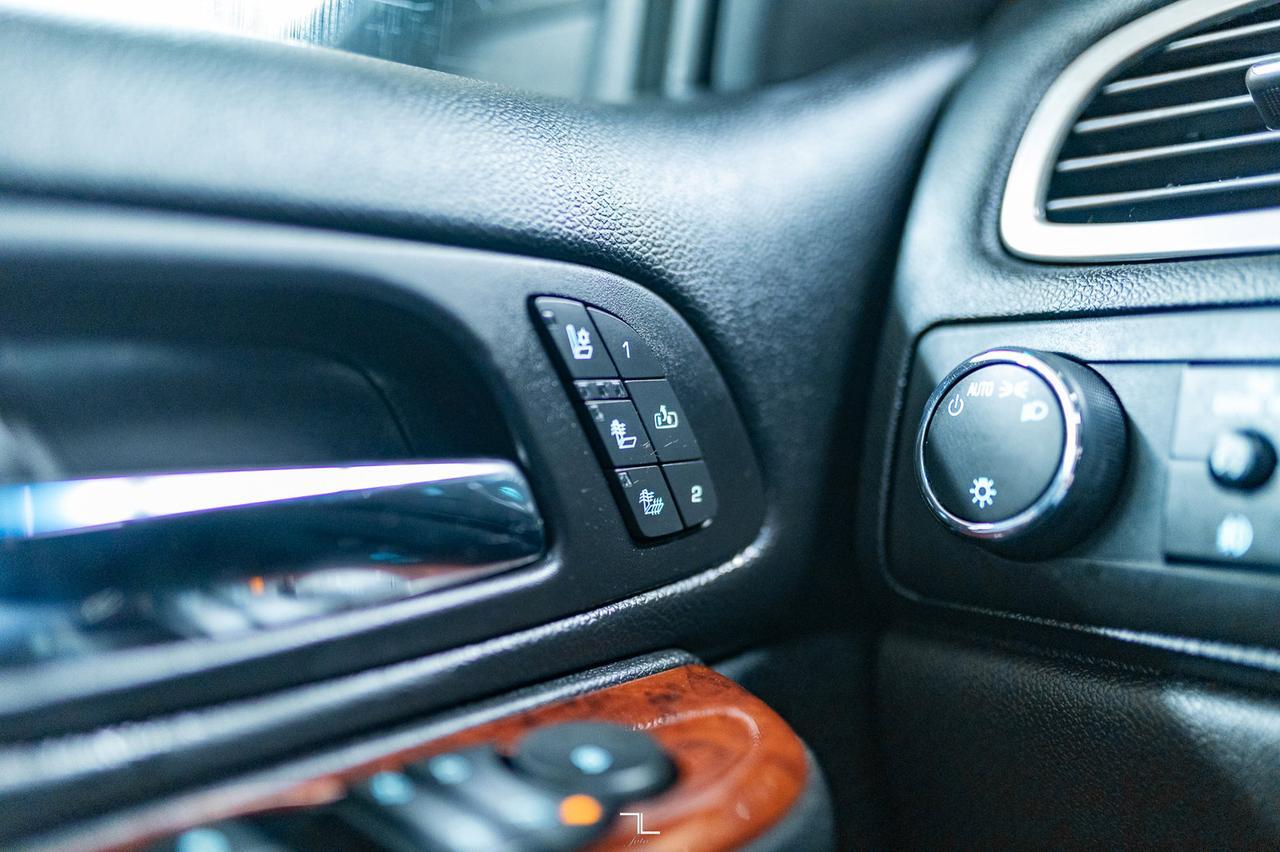 2013 Chevrolet Avalanche 4x4 LTZ Black Diamond Edition Leather Roof Nav Red Deer AB