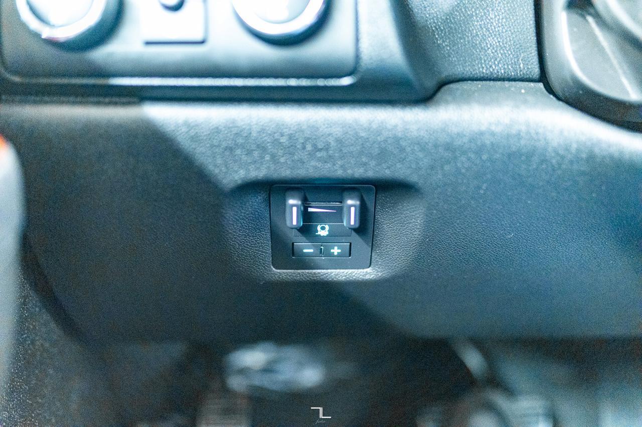 2013 Chevrolet Avalanche 4x4 LTZ Black Diamond Edition Leather Roof Nav Red Deer AB