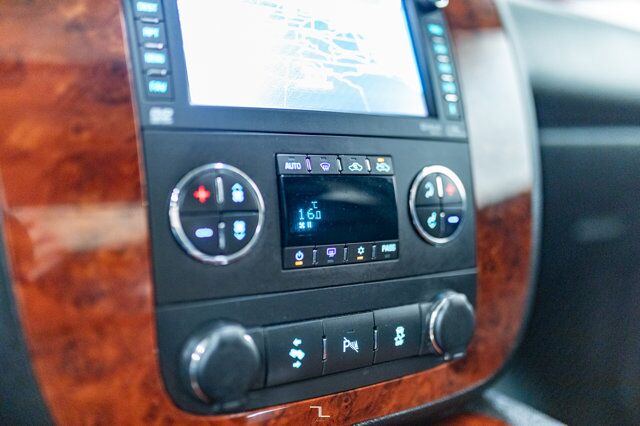 2013 Chevrolet Avalanche 4x4 LTZ Black Diamond Edition Leather Roof Nav Red Deer AB