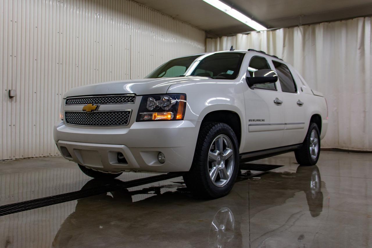 2013 Chevrolet Avalanche 4x4 LTZ Black Diamond Leather Roof Nav DVD Red Deer AB