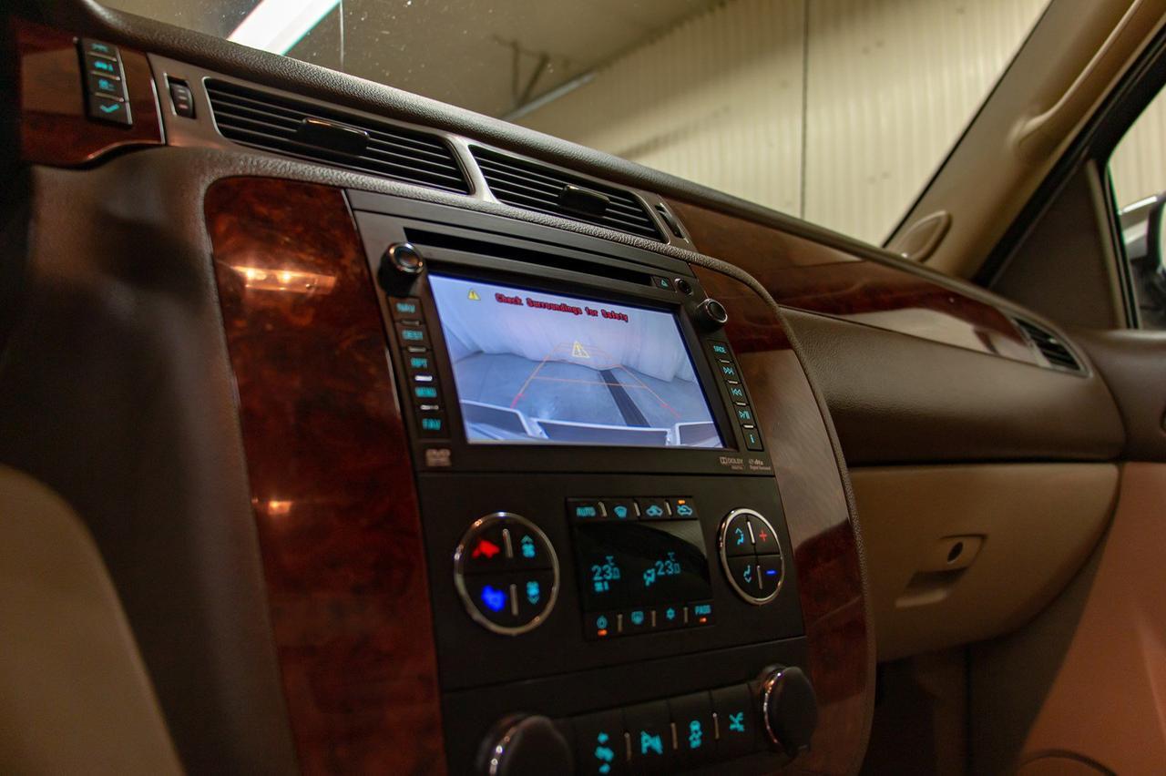 2013 Chevrolet Avalanche 4x4 LTZ Black Diamond Leather Roof Nav DVD Red Deer AB