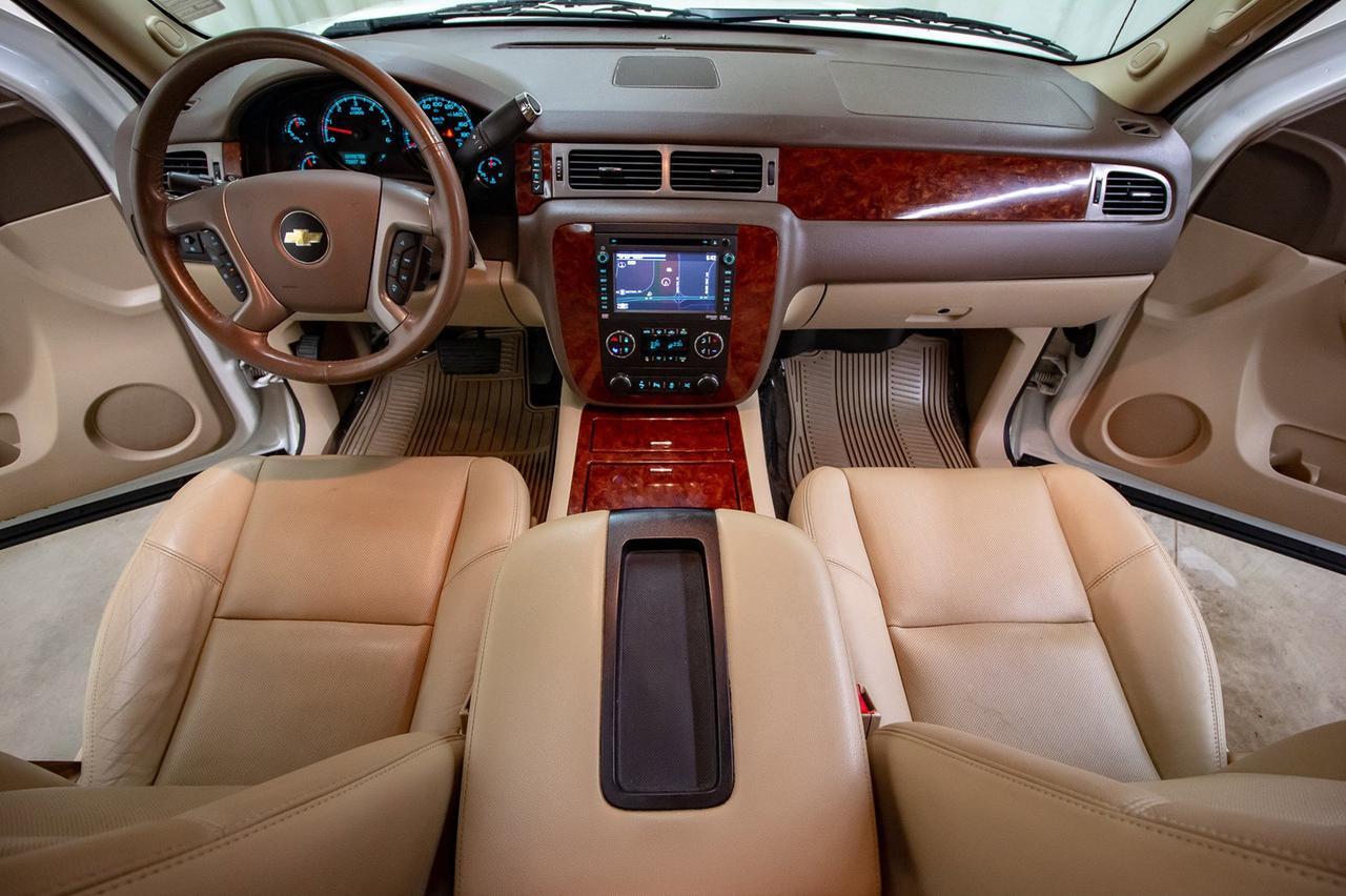 2013 Chevrolet Avalanche 4x4 LTZ Black Diamond Leather Roof Nav DVD Red Deer AB