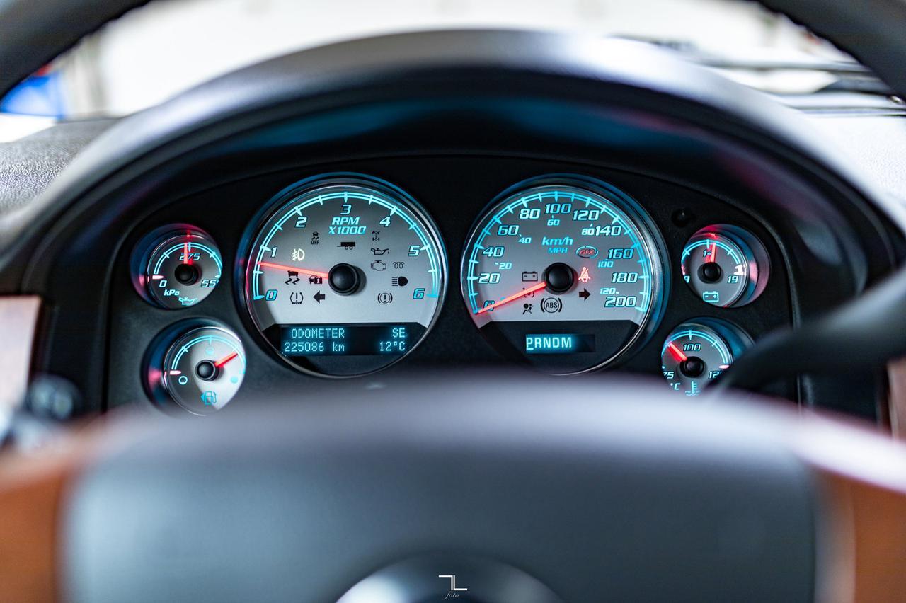 2013 Chevrolet Avalanche 4x4 LTZ Ultimate GFX Leather Roof Nav Red Deer AB