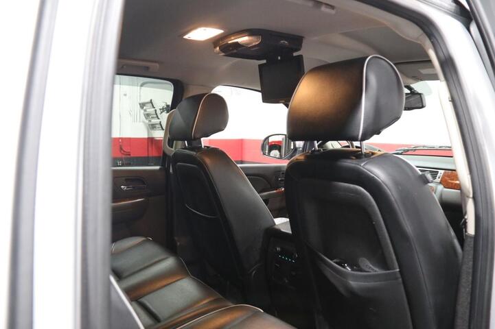 2013 Chevrolet Avalanche LT 4WD Black Diamond Lifted 4WD 4dr Truck Chicago IL