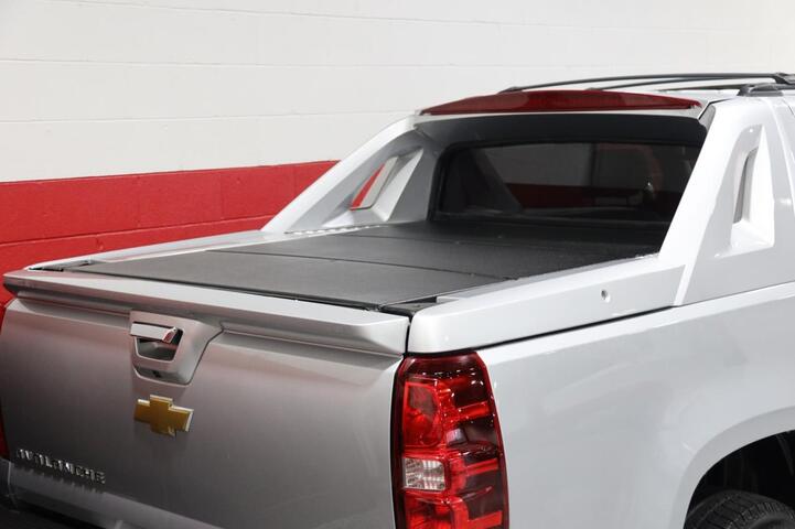 2013 Chevrolet Avalanche LTZ 4WD Black Diamond Edition 4dr Pick Up Truck Chicago IL
